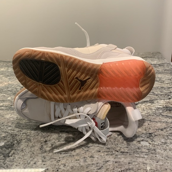 Women’s Jordan MA2 SP - Picture 13 of 16